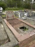 image of grave number 379126
